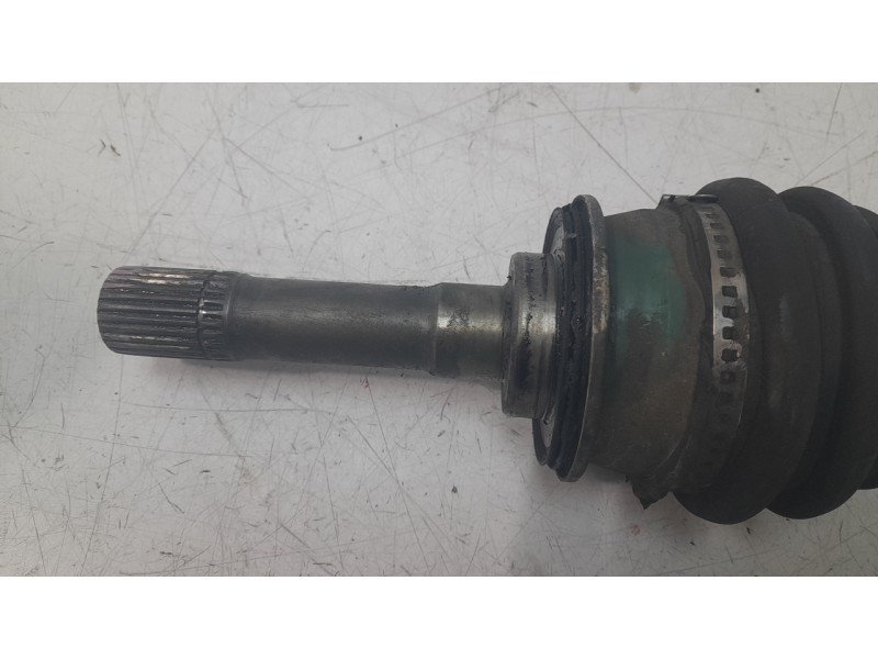 Recambio de transmision delantera izquierda para suzuki vitara cabrio (et, ta) 1.6 (se 416) referencia OEM IAM 4410260A00  