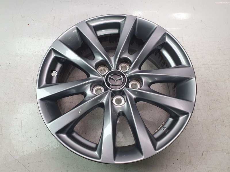 Recambio de llanta para mazda 3 sedán 2.5 e-skyactiv-g referencia OEM IAM 9965J26560  