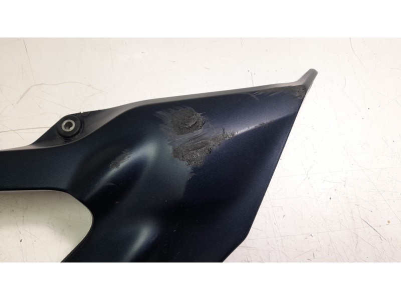Recambio de moldura para yamaha yzf-r yzf- r7 referencia OEM IAM BEB2172H00  