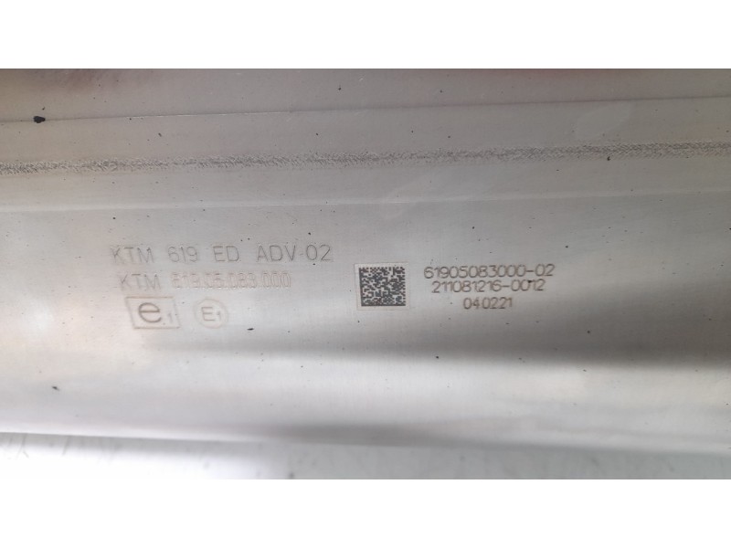 Recambio de tubo escape completo para ktm super adventure 1290 super adventure s referencia OEM IAM 61905083000  