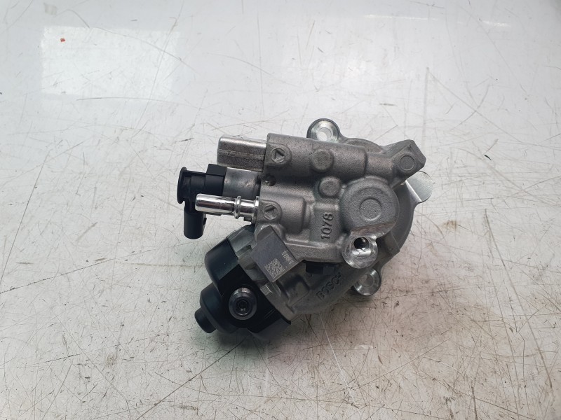 Recambio de bomba inyeccion para bmw serie x3 (g01) xdrive 20d referencia OEM IAM 857923003 0445010775 