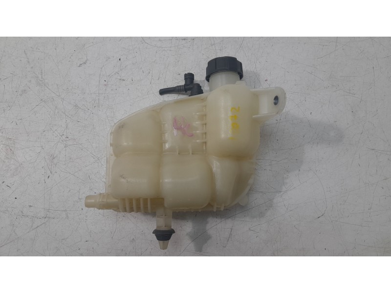 Recambio de deposito expansion para bmw 1 (f40) 118 d referencia OEM IAM 17138687503 450086 