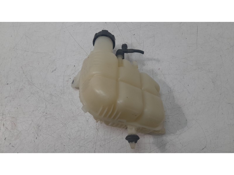 Recambio de deposito expansion para bmw 1 (f40) 118 d referencia OEM IAM 17138687503 450086 