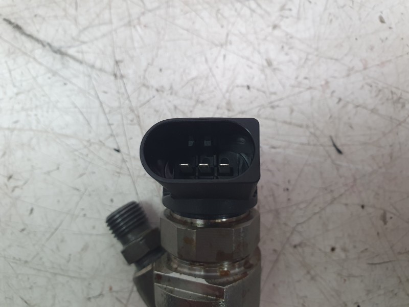 Recambio de inyector para bmw serie x3 (g01) xdrive 20d referencia OEM IAM 8579236 0445111009 