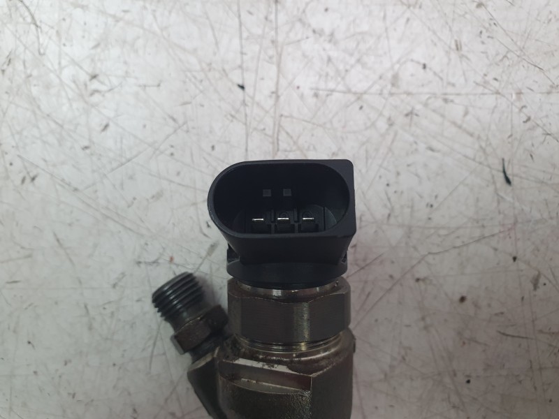 Recambio de inyector para bmw serie x3 (g01) xdrive 20d referencia OEM IAM 8579236 0445111009 