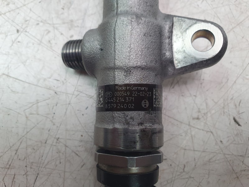 Recambio de rampa inyectora para bmw serie x3 (g01) xdrive 20d referencia OEM IAM 857924002 0445214371 