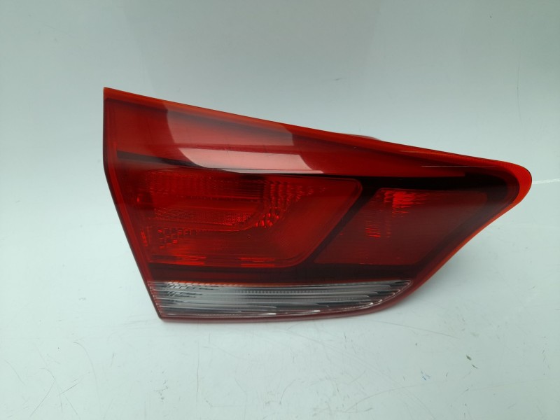 Recambio de piloto trasero izquierdo interior para kia rio iv (yb, sc, fb) 1.25 referencia OEM IAM 92403H8010  