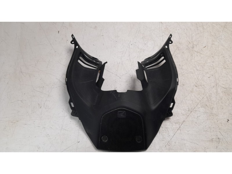 Recambio de subchasis trasero para honda cb 750 hornet referencia OEM IAM 83151MLBD00  