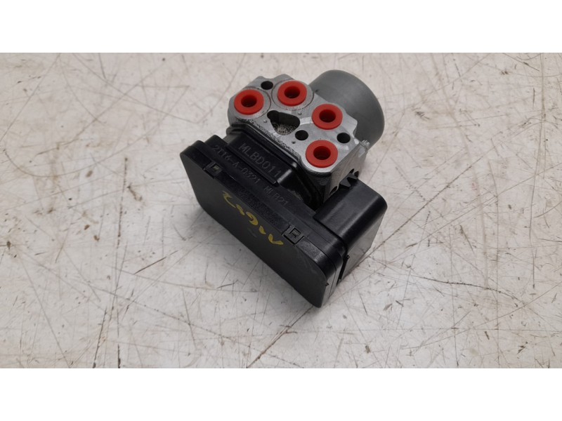 Recambio de abs para honda cb 750 hornet referencia OEM IAM 57110MLBD01  