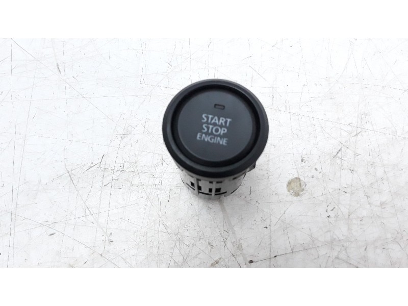 Recambio de interruptor para mazda 3 berlina (bp) referencia OEM IAM BHR1663S0A  