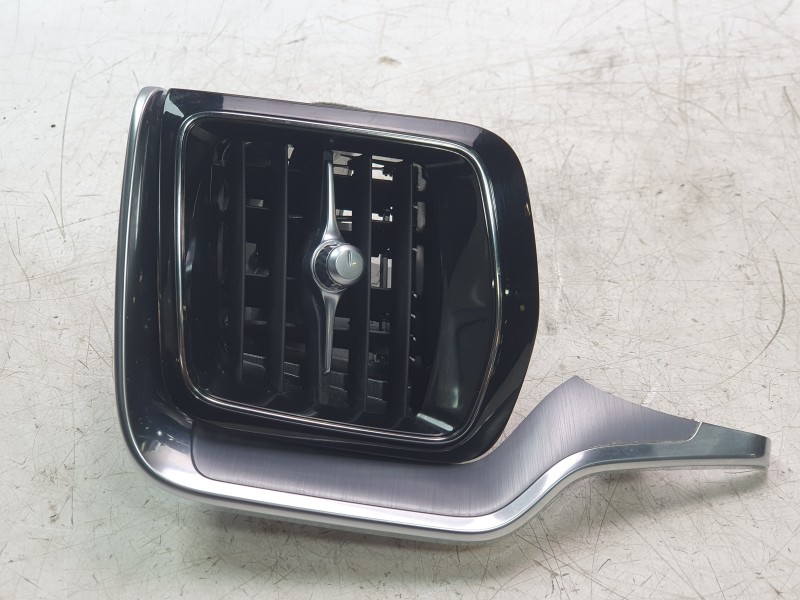 Recambio de aireador izquierdo para volvo s60 iii (224) t5 referencia OEM IAM   