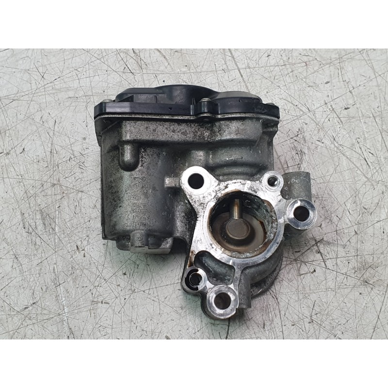 Recambio de travesaño inferior para renault megane iv hatchback (b9a/m/n_) 1.5 blue dci 115 (b9a6) referencia OEM IAM 147100361R