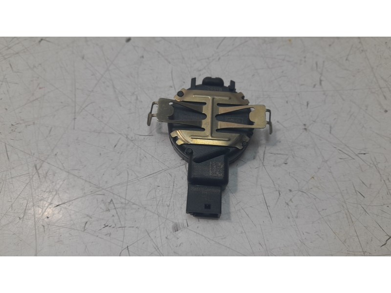Recambio de sensor lluvia / luz para ford kuga hybrid st-line x referencia OEM IAM LU5T17D547  