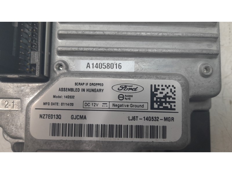 Recambio de sistema navegacion gps para ford kuga hybrid st-line x referencia OEM IAM LJ6T14G532MGR  