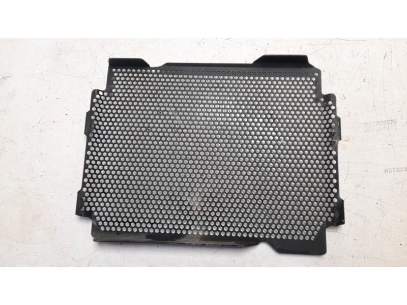 Recambio de rejilla delantera para yamaha mt mt-07 tracer (rm14) referencia OEM IAM 136850880062  