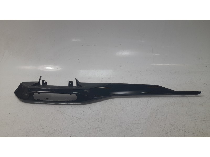 Recambio de moldura para ford kuga hybrid st-line x referencia OEM IAM LV4BS045H93HBSMU1  