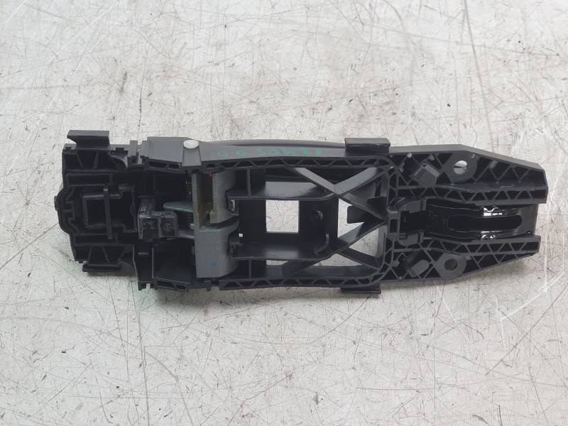 Recambio de maneta exterior delantera derecha para volkswagen t-roc (a11, d11) 1.0 tsi referencia OEM IAM 5G0837206N  