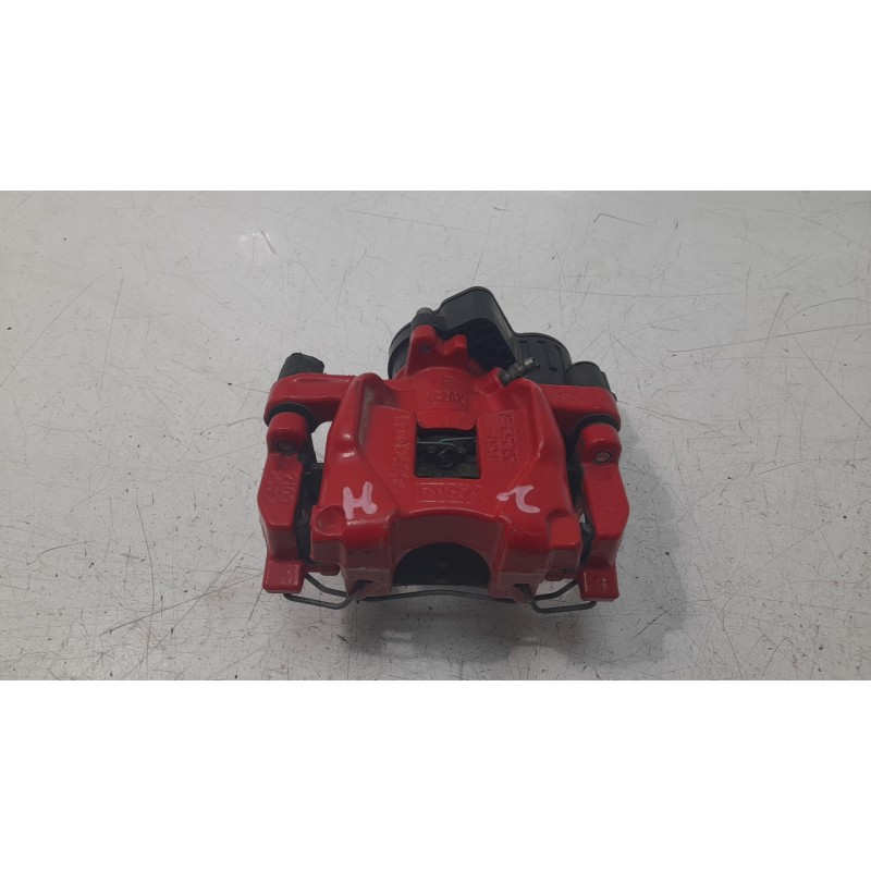 Recambio de pinza freno trasera derecha para ford kuga hybrid st-line x referencia OEM IAM LCX612D250BLB  