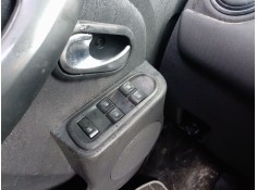 MANDO ELEVALUNAS DELANTERO IZQUIERDO 254110431R EWSRE093/IAF180017HQ