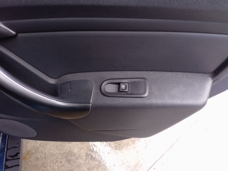 Recambio de mando elevalunas trasero derecho para dacia duster (hs_) 1.2 tce 125 referencia OEM IAM   