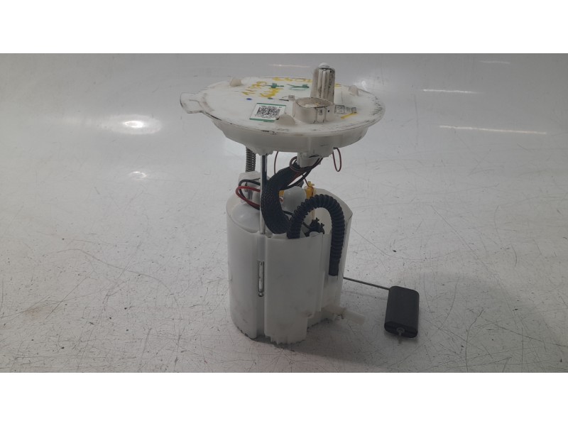 Recambio de bomba combustible para ford kuga hybrid st-line x referencia OEM IAM LX689H307BC  