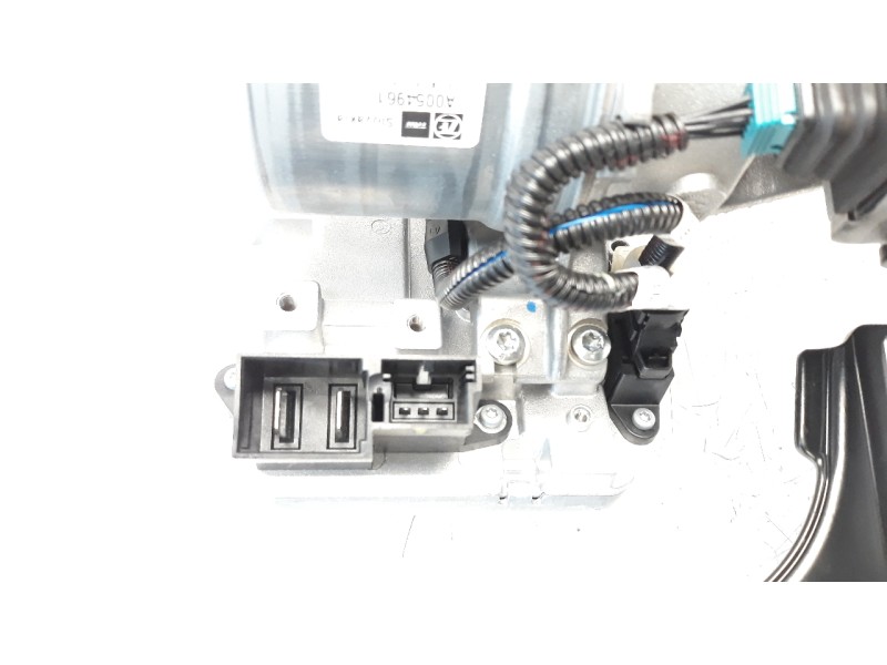 Recambio de columna direccion para volkswagen polo 1.0 tsi referencia OEM IAM 2Q1423510AK  