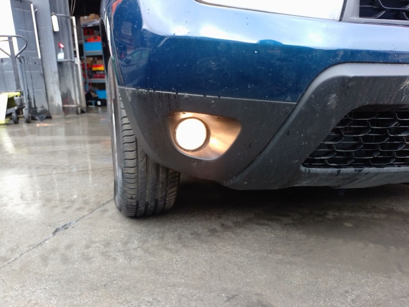 Recambio de faro antiniebla derecho para dacia duster (hs_) 1.2 tce 125 referencia OEM IAM   