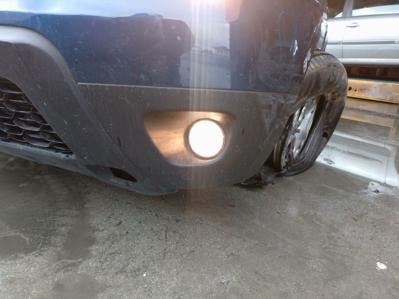 Recambio de faro antiniebla izquierdo para dacia duster (hs_) 1.2 tce 125 referencia OEM IAM   