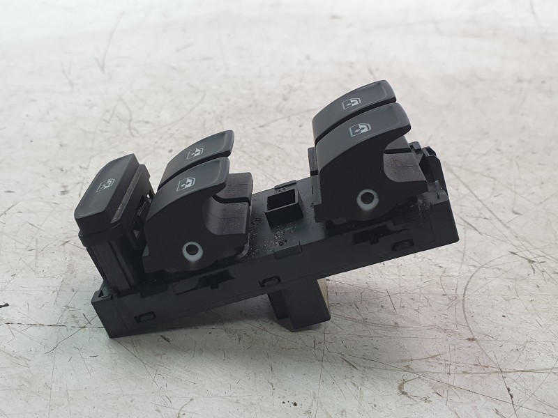 Recambio de mando elevalunas delantero izquierdo para seat arona (kj7, kjp) 1.0 tsi referencia OEM IAM 5G0959857F  EWSSE006
