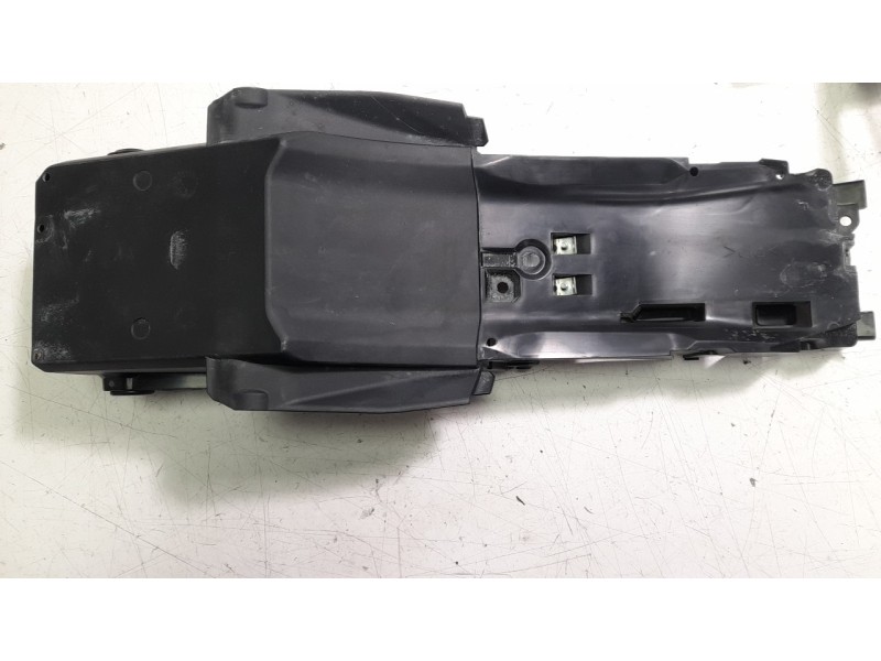 Recambio de soporte bateria para yamaha yzf-r yzf- r7 referencia OEM IAM BEB8212B0000  