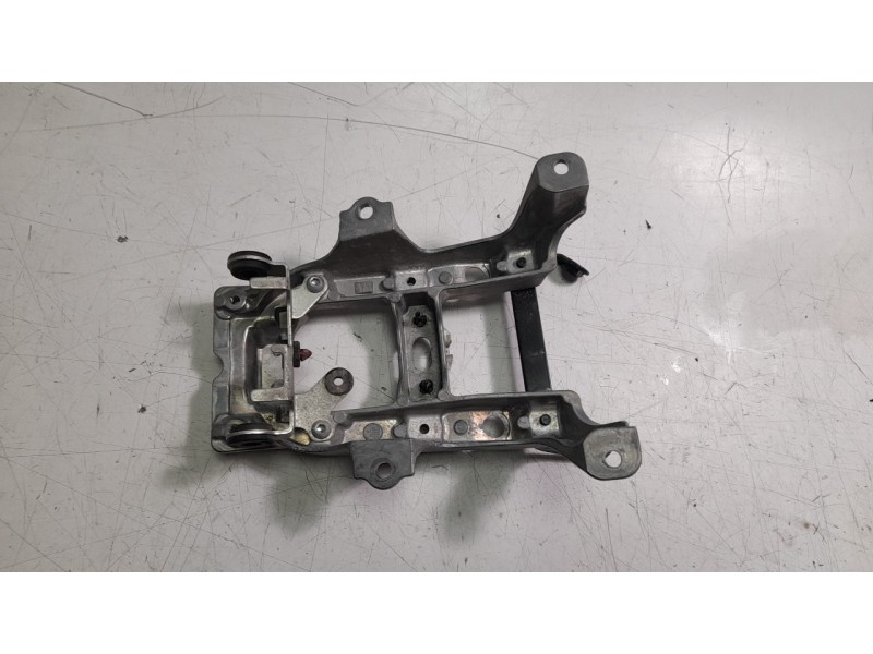 Recambio de moldura para yamaha yzf-r yzf- r7 referencia OEM IAM BEB2471A0000  