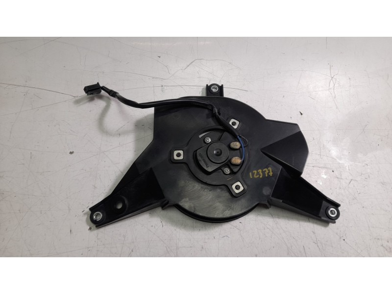 Recambio de electroventilador para yamaha yzf-r yzf- r7 referencia OEM IAM BEB124050000  