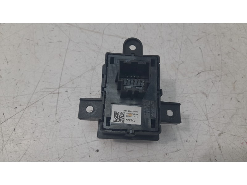 Recambio de palanca freno para ford kuga hybrid st-line x referencia OEM IAM LB5T2B623AA  