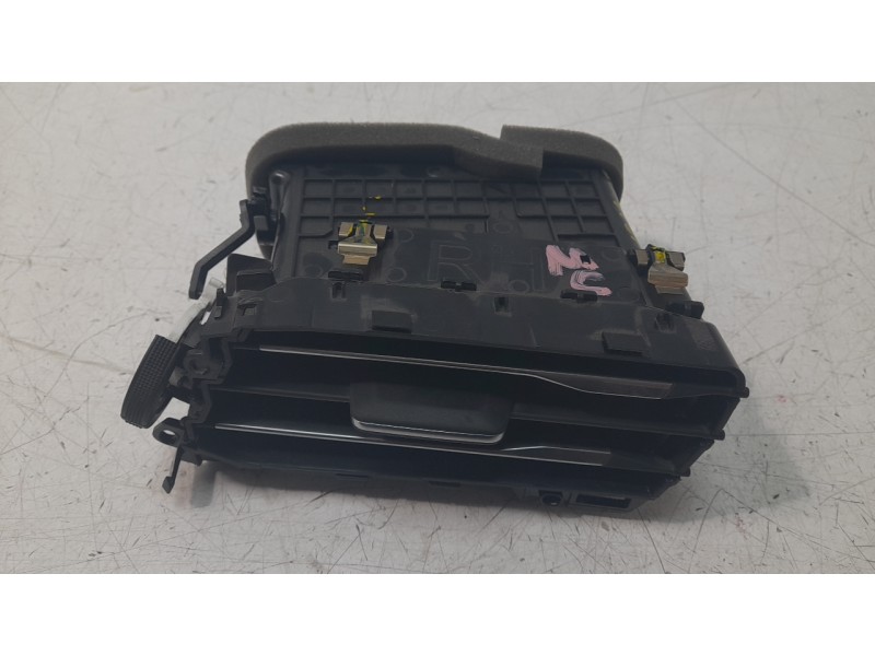 Recambio de rejilla aireadora para ford kuga hybrid st-line x referencia OEM IAM JX7B19893  