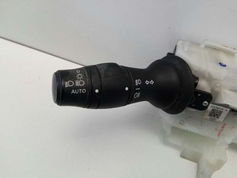 Recambio de mando multifuncion para renault megane iii berlina 5 p dynamique referencia OEM IAM 255670019R  