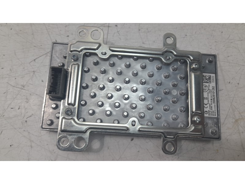 Recambio de cargador movil para ford kuga hybrid st-line x referencia OEM IAM M1PT19J235AA  