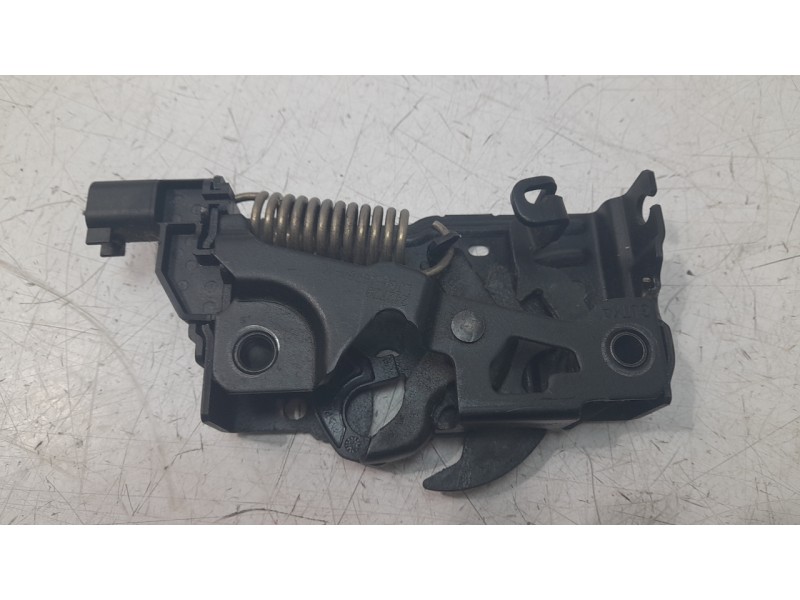 Recambio de cerradura capo para ford kuga hybrid st-line x referencia OEM IAM LJ6A16700AD 2545946 