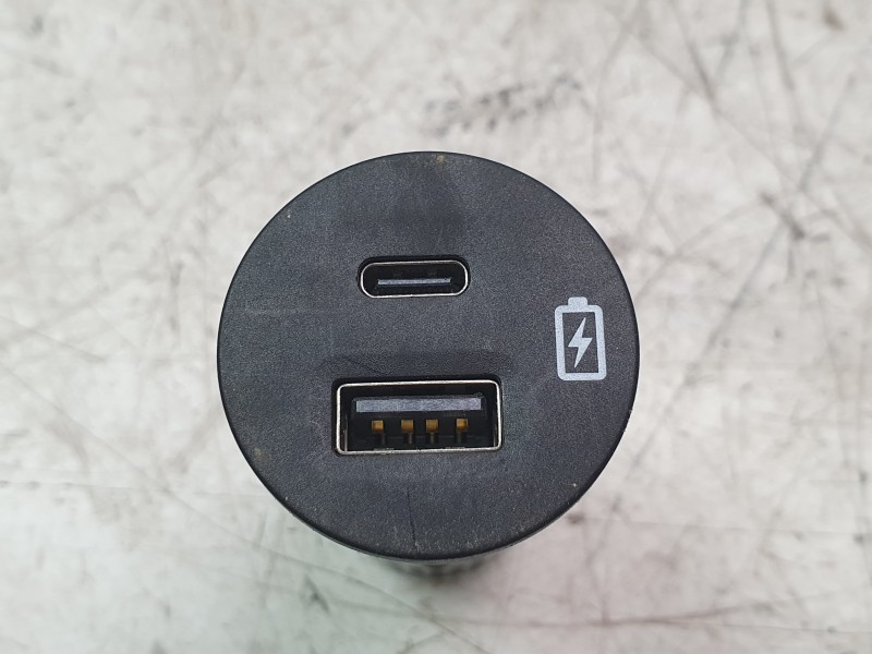 Recambio de modulo electronico para ford kuga hybrid st-line x referencia OEM IAM LU5T19J211AA  