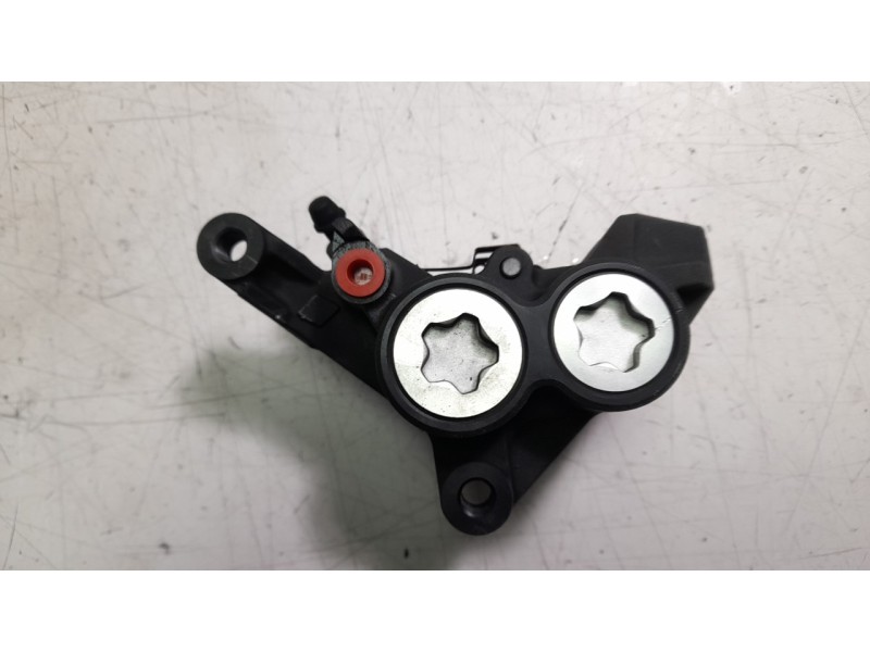 Recambio de pinza de freno delantera derecha para yamaha mt mt-07 tracer (rm14) referencia OEM IAM 1WS2580U0000  