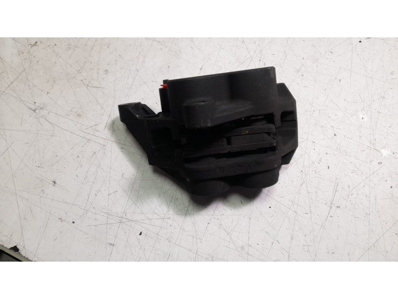 Recambio de pinza de freno delantera derecha para yamaha mt mt-07 tracer (rm14) referencia OEM IAM 1WS2580U0000  