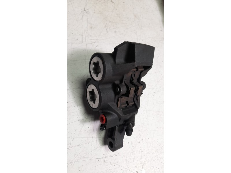 Recambio de pinza de freno delantera izquierda para yamaha mt mt-07 tracer (rm14) referencia OEM IAM 1WS2580T0000  