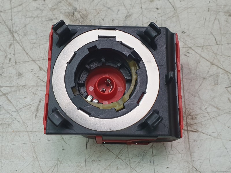 Recambio de centralita faros xenon para peugeot 407 (6d_) 2.0 hdi 135 (6drhrh, 6drhre, 6drhrg, 6drhrj) referencia OEM IAM 130732