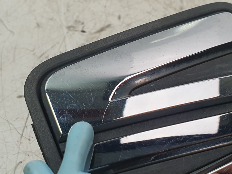 Recambio de maneta exterior porton para seat leon (5f1) 1.5 tsi referencia OEM IAM 5F0827656D  