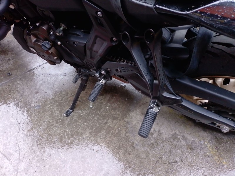Recambio de estribo lateral para yamaha m mt-07 tracer (rm31) referencia OEM IAM   