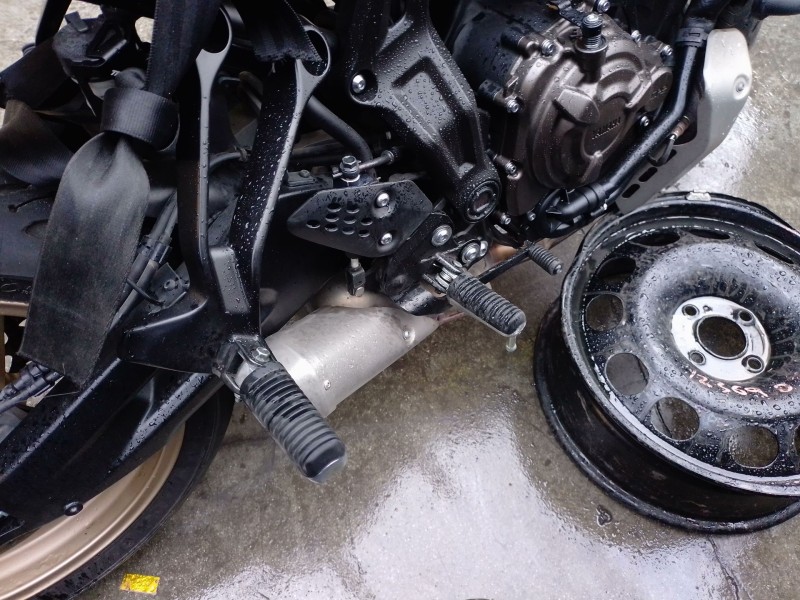 Recambio de estribo lateral para yamaha m mt-07 tracer (rm31) referencia OEM IAM   