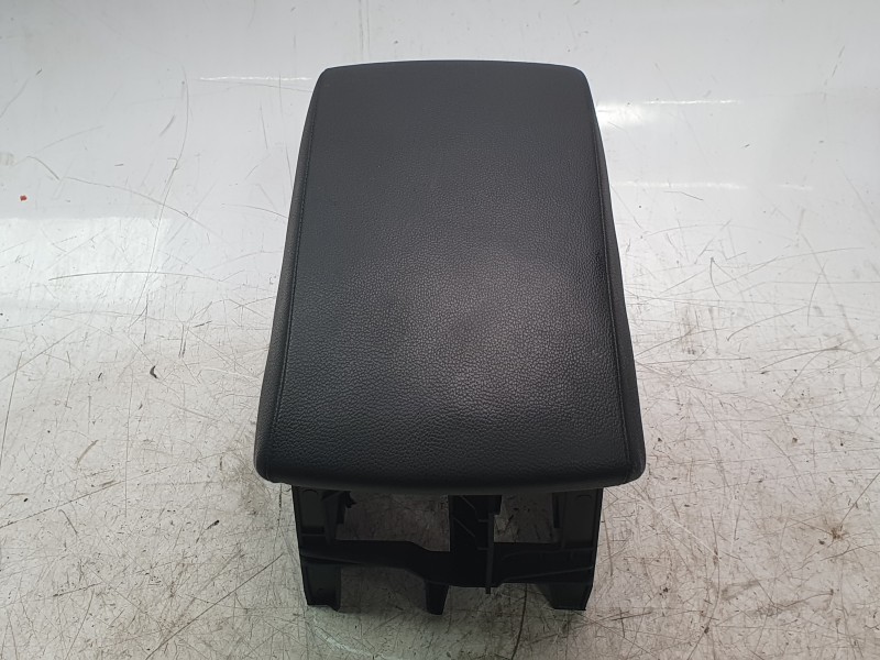 Recambio de apoyabrazos central para seat leon (5f1) 1.5 tsi referencia OEM IAM 5F0864207  