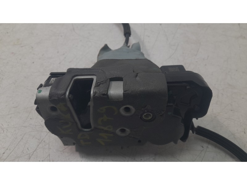 Recambio de cerradura puerta trasera derecha para ford kuga hybrid st-line x referencia OEM IAM JX7AA26412DF  