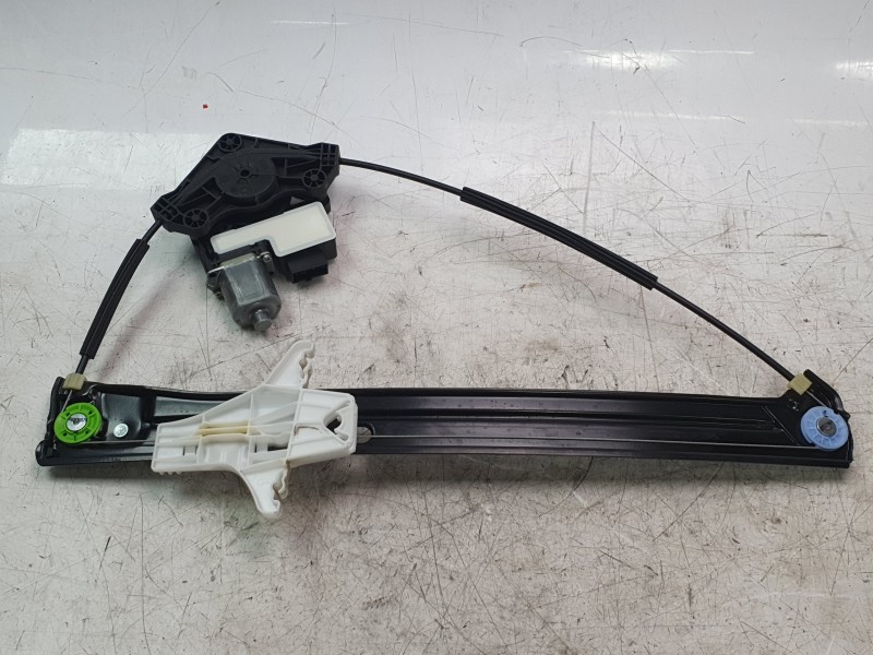 Recambio de elevalunas trasero derecho para volkswagen touran (5t1) 2.0 tdi referencia OEM IAM 5TA839462B  