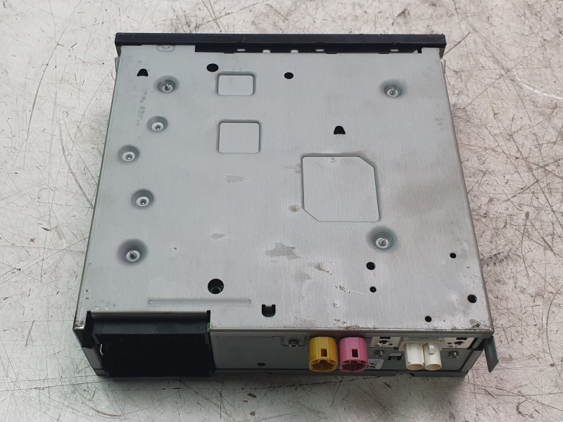 Recambio de sistema audio / radio cd para seat leon (5f1) 1.5 tsi referencia OEM IAM 5F0035824C  