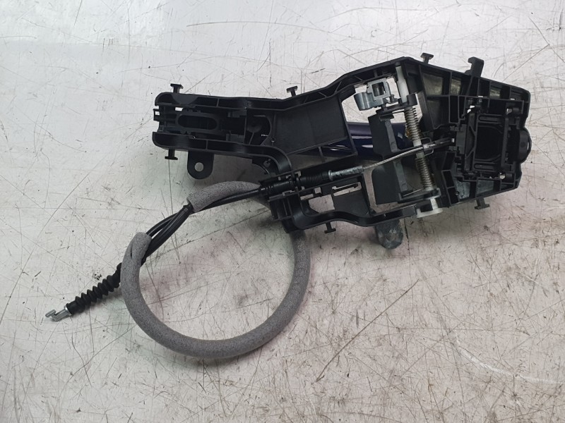 Recambio de maneta exterior trasera derecha para volkswagen touran (5t1) 2.0 tdi referencia OEM IAM 5TA837206A  